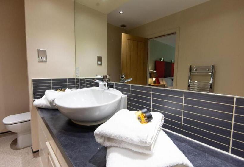 Классический Номер, Great Hallingbury Manor & Lodges