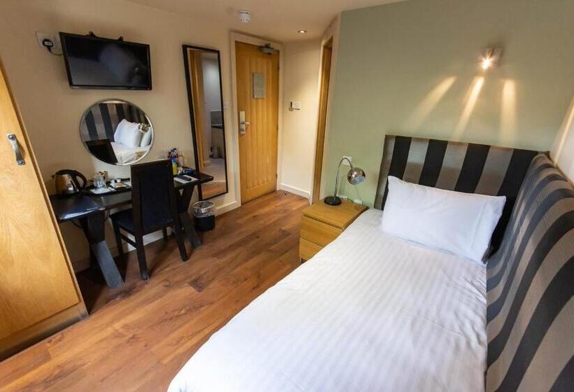Индивидуальный Номер Классика, Great Hallingbury Manor & Lodges