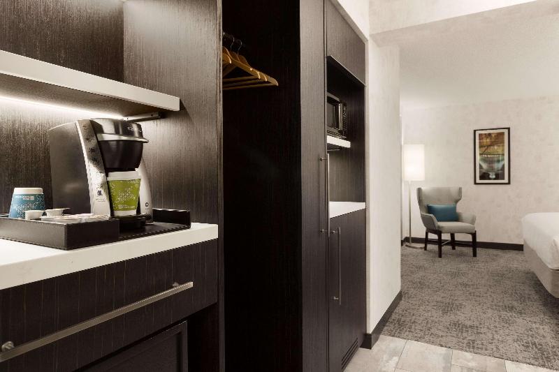 스위트 킹사이즈 침대, Hilton Garden Inn Washington Dc Downtown