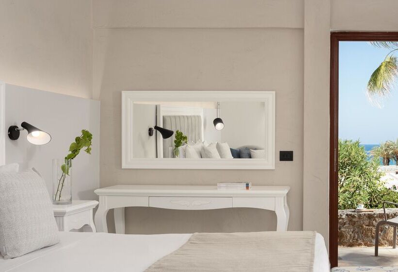 Бунгало Deluxe, Ikaros Beach, Luxury Resort & Spa   Adults Only