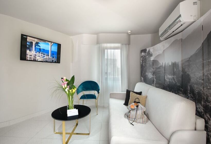 Бунгало Deluxe, Ikaros Beach, Luxury Resort & Spa   Adults Only