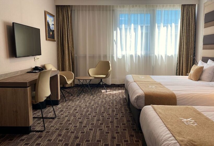 스탠다드 트리플 룸, Xo Hotels Blue Square
