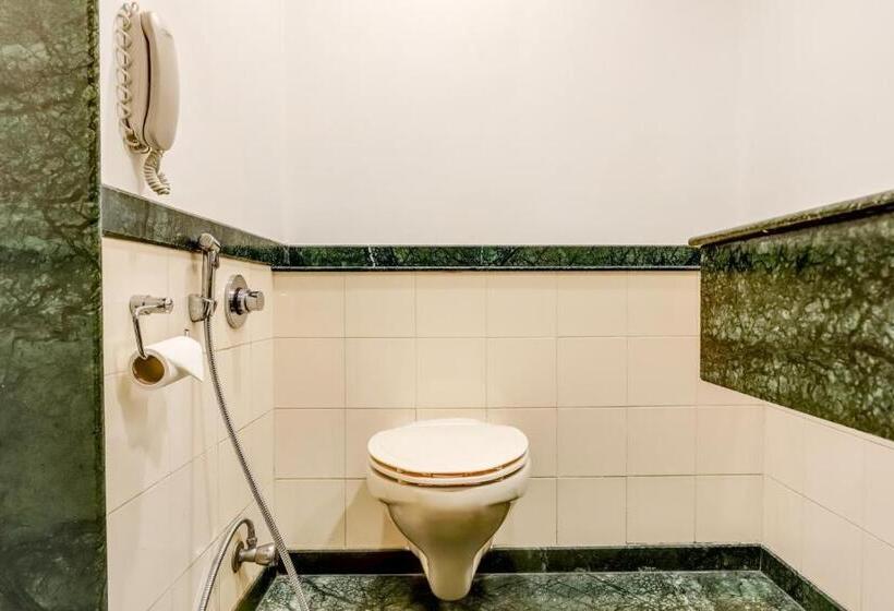 Номер бизнес-класса, Lemon Tree Hotel, Ahmedabad