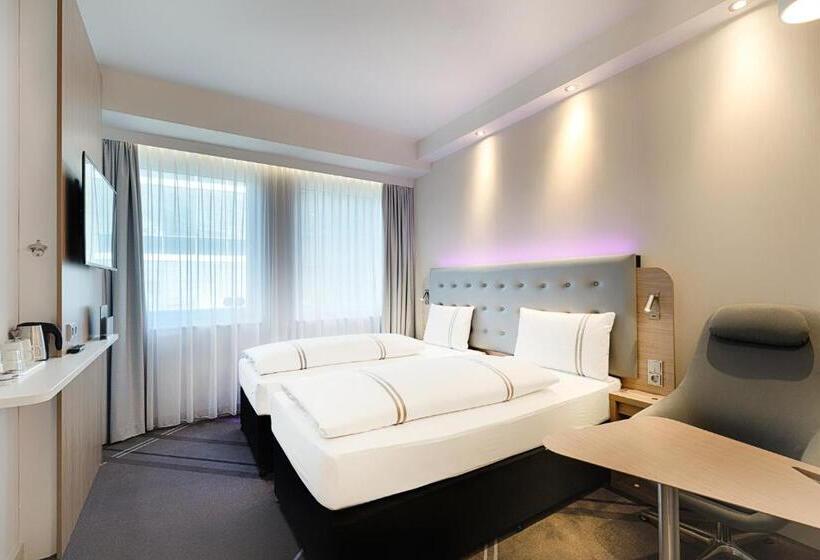 Номер Стандарт, Premier Inn München City Ost