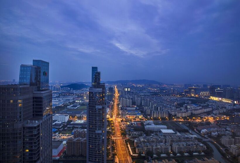 Номер Deluxe, Shangrila Suzhou