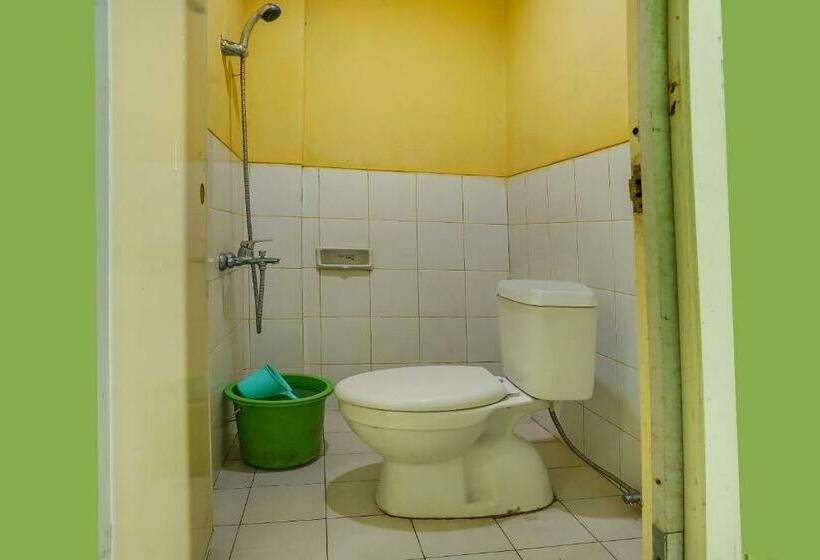 Номер Deluxe, Reddoorz Syariah Near Citimall Prabumulih