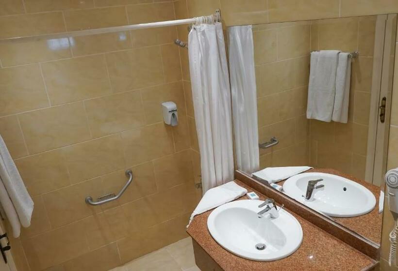 سوییت جونیور, Giftun Azur Resort