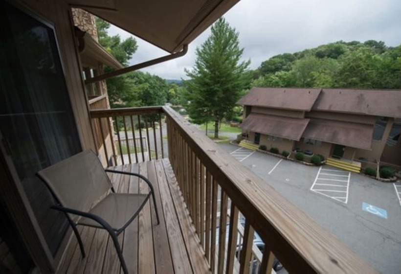 Люкс 3 Спальни, Bluegreen Vacations Blue Ridge Village, An Ascend Resort