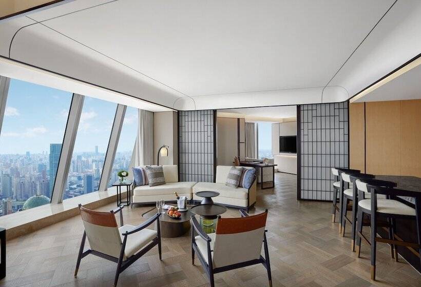 سوییت, Conrad Shanghai