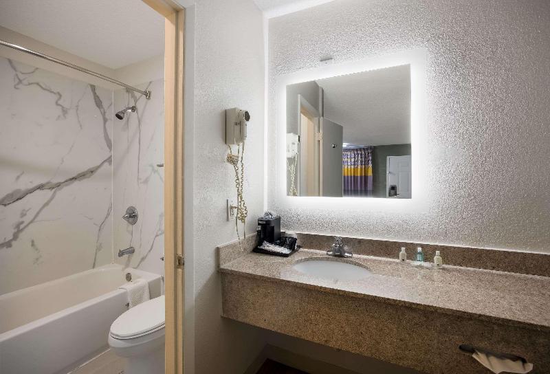 スタンダードルーム, Quality Inn Tallahassee Near University