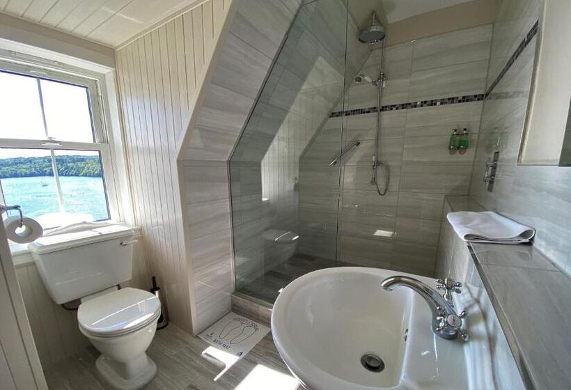 Номер Superior Вид на Море, Western Isles Hotel