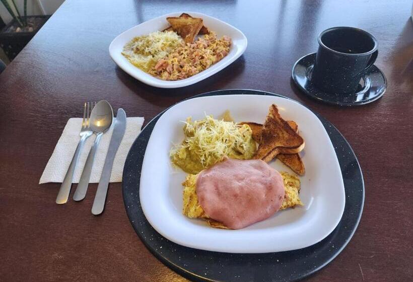 スタンダードルーム, Plaza Regina Torreon