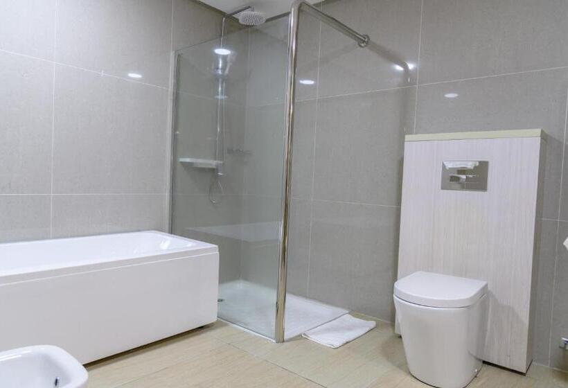 سوییت سوپریور, Best Western Plus Soaho Douala Airport