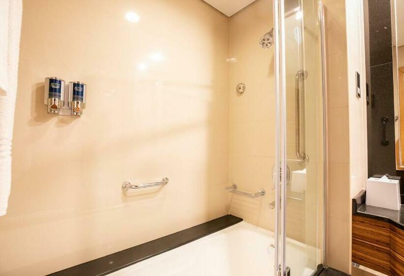 Люкс Executive Кровать Кинг, Four Points By Sheraton Bur Dubai
