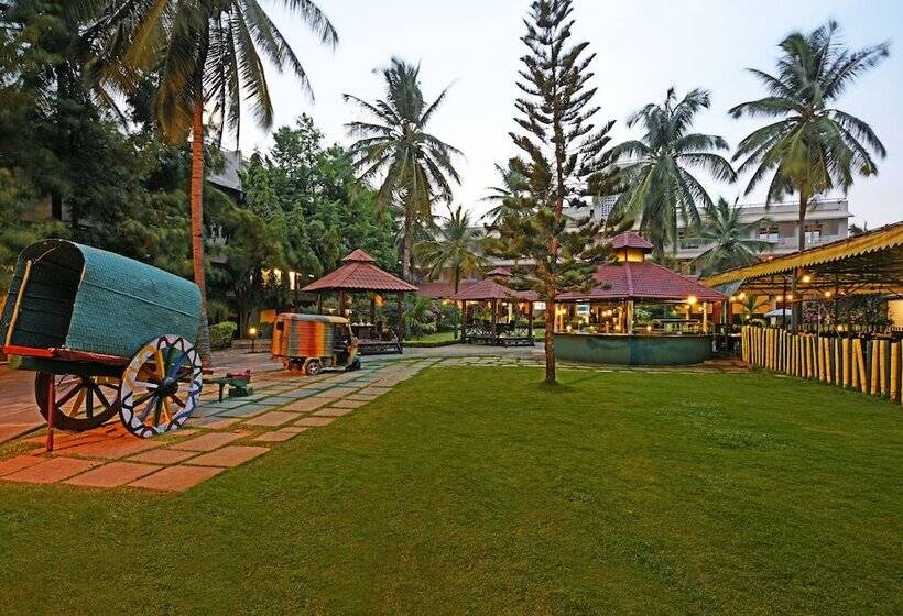 高级大房间, Royal Orchid Resort & Convention Centre, Yelahanka Bangalore