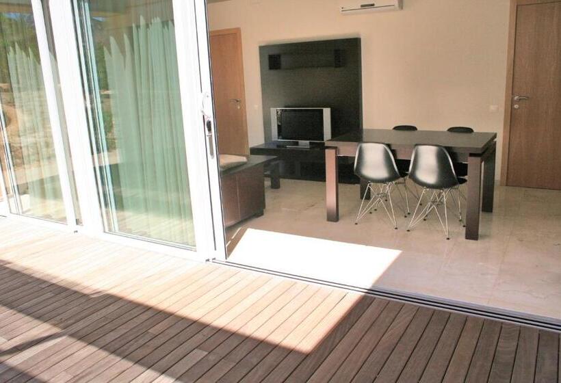 带1个卧室的带阳台的公寓, L  Escala Resort