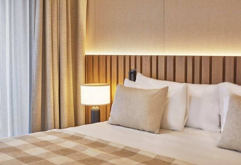 Полулюкс, Mim Baqueira Luxury & Spa
