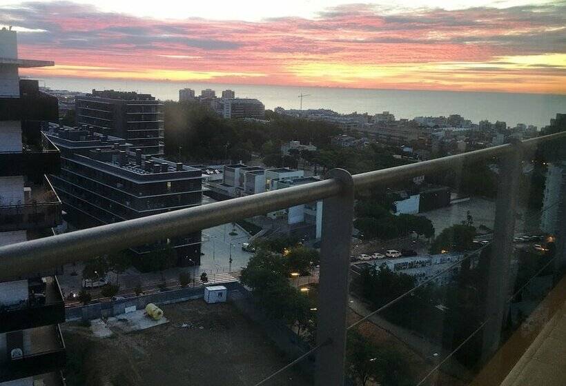 Номер Стандарт Индивидуальный, Badalona Tower