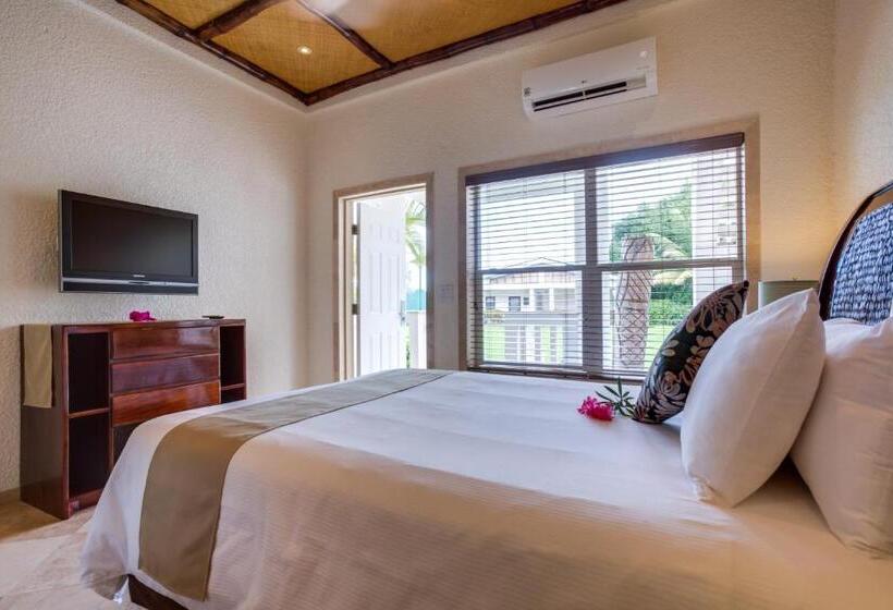 스탠다드 스튜디오, The Placencia