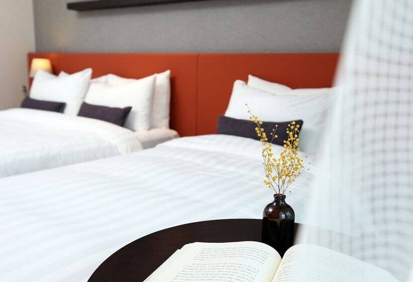 Семейный Номер Deluxe, The Suites Hotel Jeju