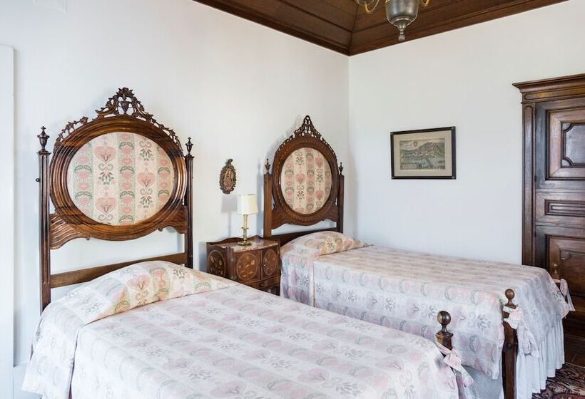 标准间, Casa Das Paredes