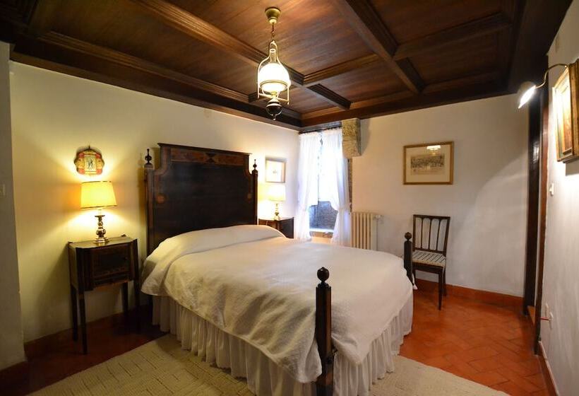 标准间, Casa Das Paredes