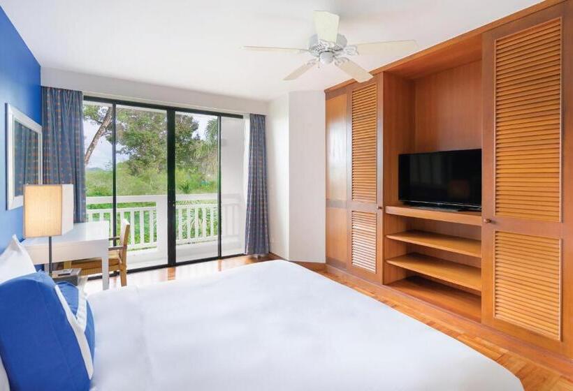 سوییت, Homm Suites Laguna