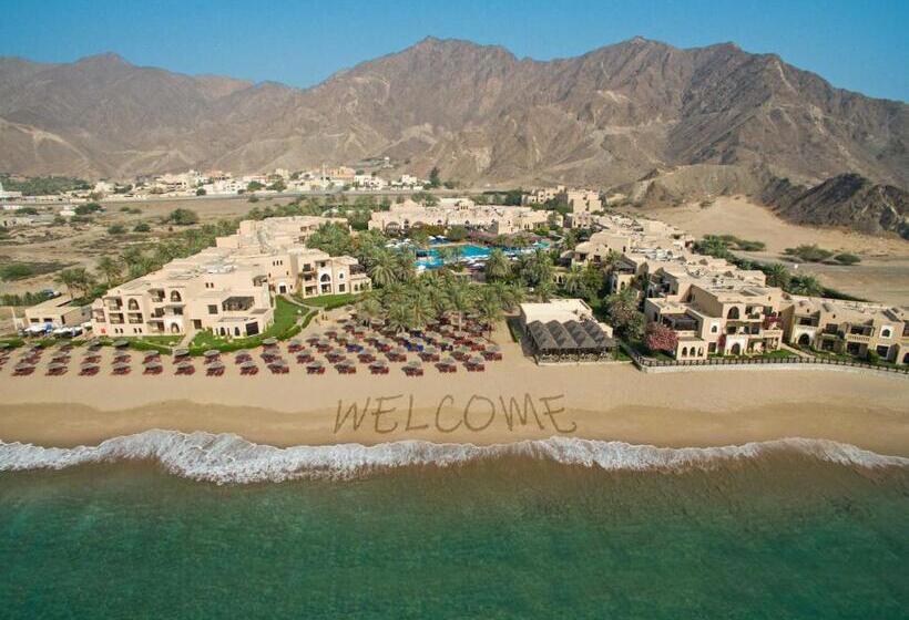 Семейный Номер, Miramar Al Aqah Beach Resort