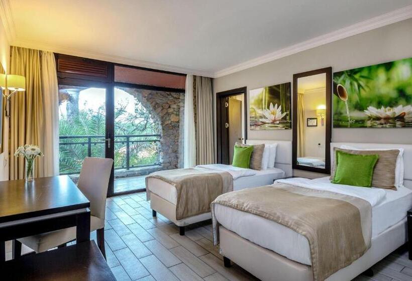 Семейный Номер, Marmaris Bay Resort   Adults Only