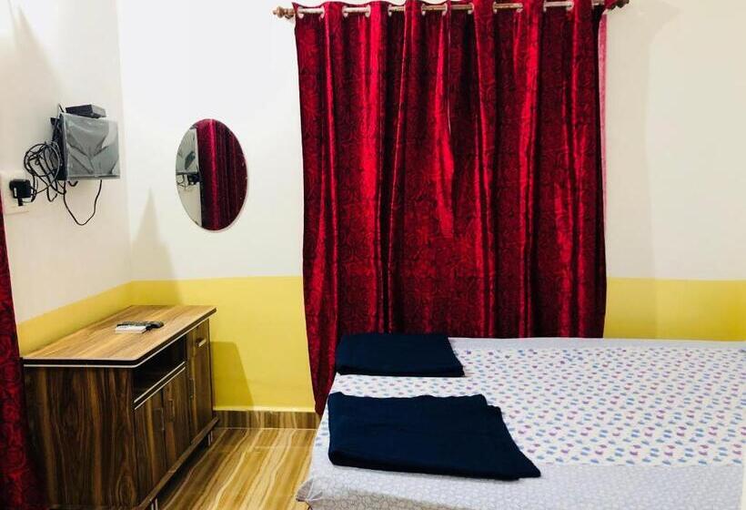 اتاق اکونومی, Blue Waves Guest House
