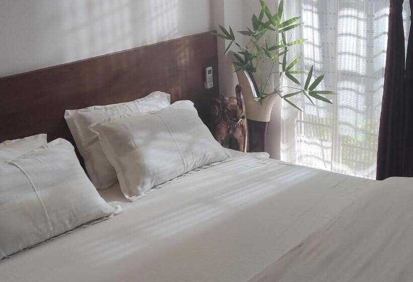 Номер Superior Кровать Кинг, Vividearth Resorts Bandipur