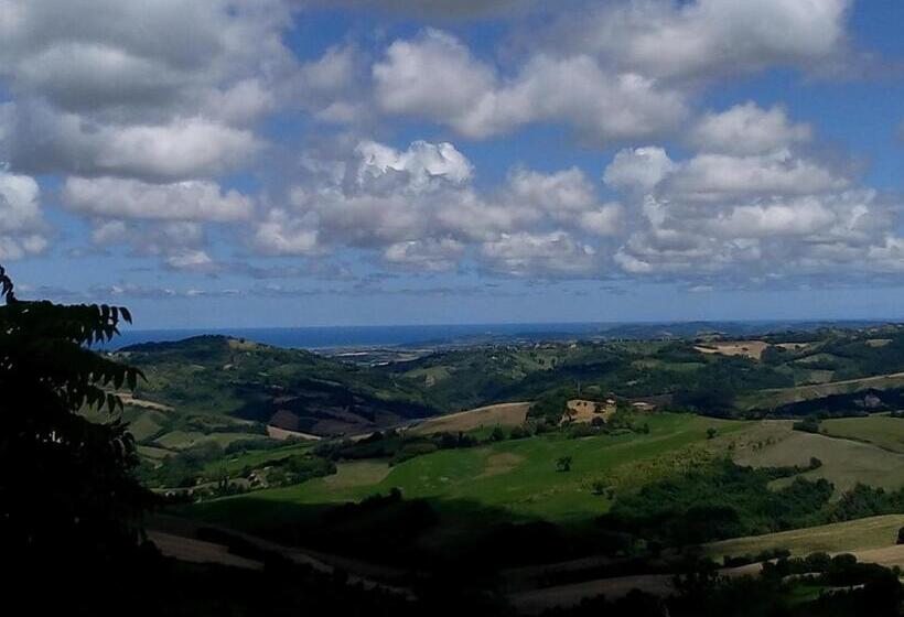 Трехместный Номер Superior, Albergo Diffuso   Il Poggetto Tra Urbino & San Marino