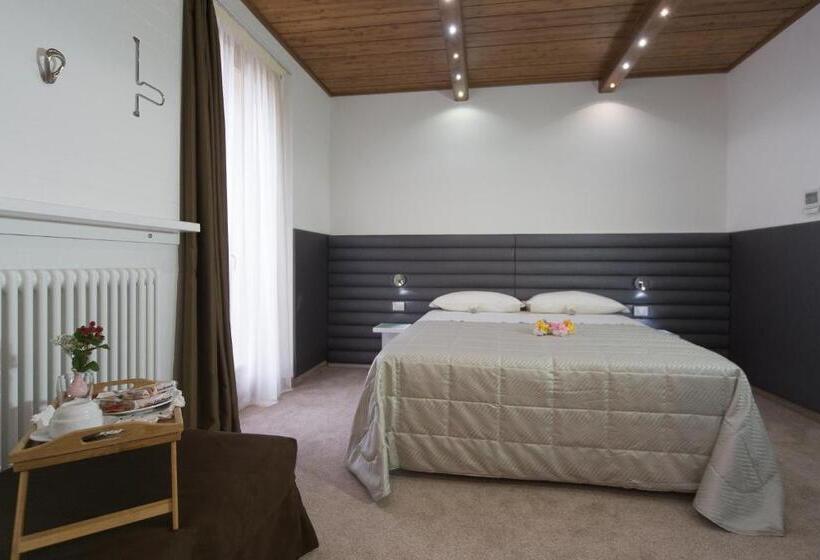 Трехместный Номер Superior, Albergo Diffuso   Il Poggetto Tra Urbino & San Marino