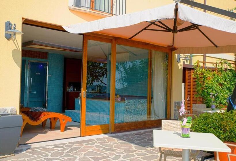 Номер Стандарт с доступом в Спа, Albergo Diffuso   Il Poggetto Tra Urbino & San Marino