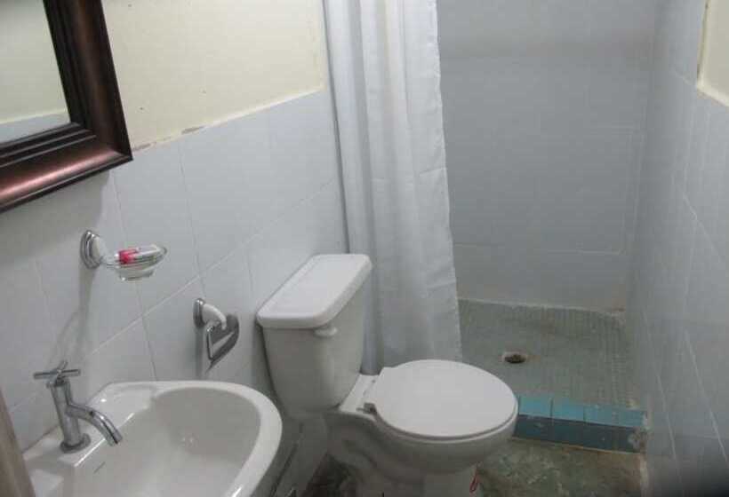 패밀리 룸, Waterfall Hostel