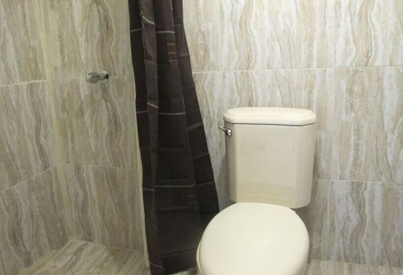 패밀리 룸, Waterfall Hostel