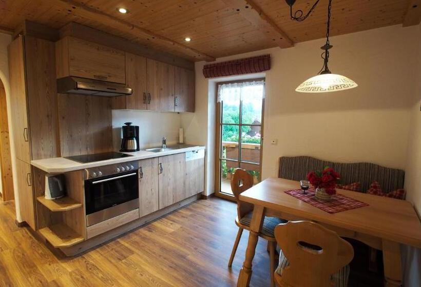 آپارتمان 1 خوابه با بالکن, Ferienwohnung Rennerlehen