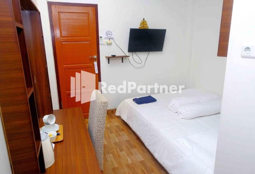 스탠다드 룸, Guest House Bibong Makassar Mitra Reddoorz