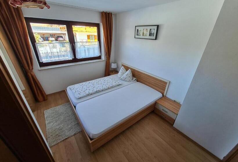 اتاق استاندارد یک نفره, Alpenpension Bergidyll