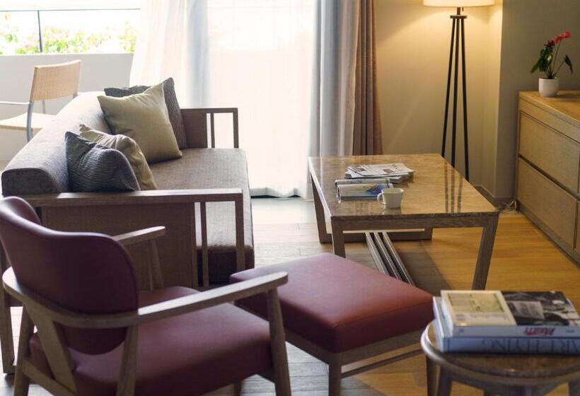 Habitación Premium Vista al Mar., Mb Gallery Chatan By The Terrace Hotels