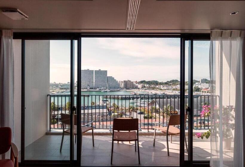 Номер Deluxe с Видом, Mb Gallery Chatan By The Terrace Hotels