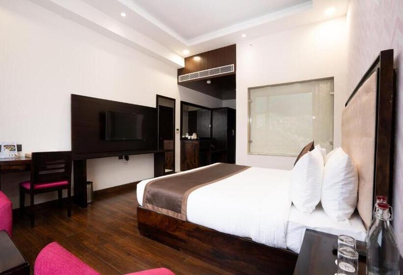 스탠다드 룸 킹사이즈 침대, The Orchid Hotel Shimla
