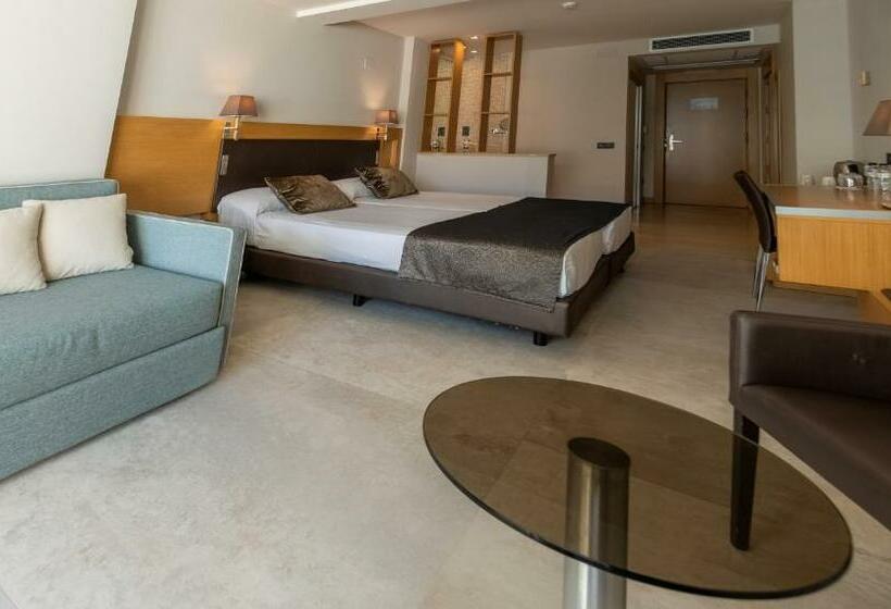 Семейный Номер Вид на Сад, Gran Palas Hotel   Spa Incluido