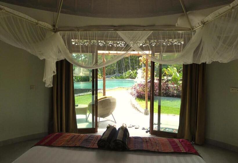 Вилла 3 Спальни, Puri Dajuma Beach Eco Resort & Spa