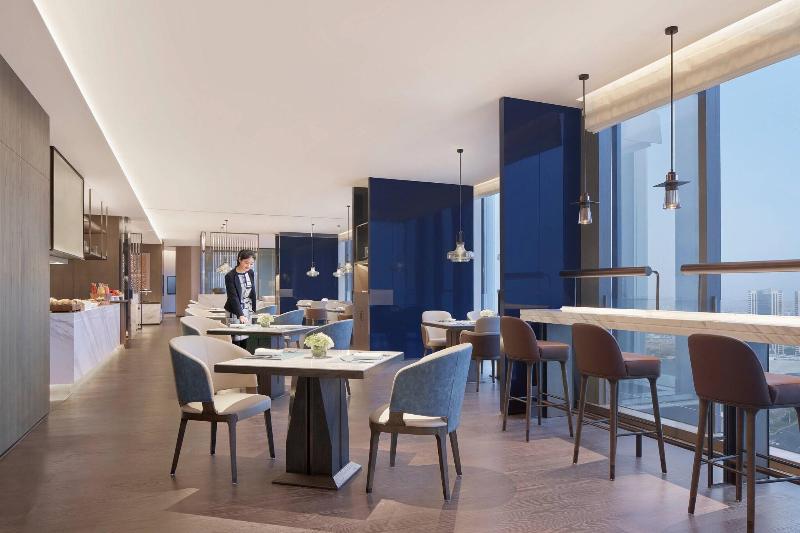 Номер Клуб, Liyang Marriott