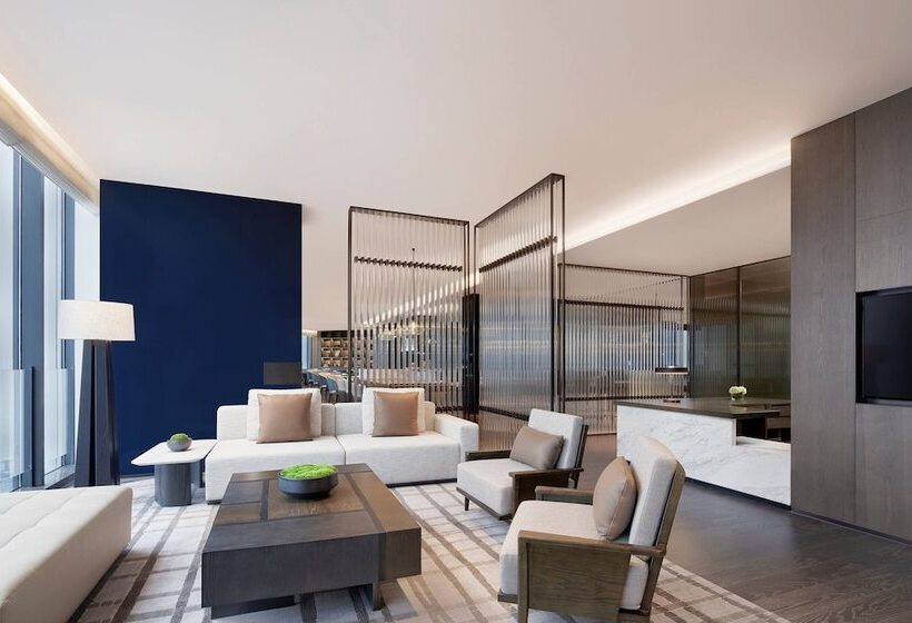 Номер Клуб, Liyang Marriott