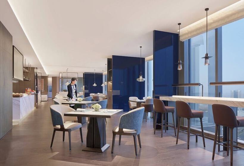 Люкс Клуб, Liyang Marriott