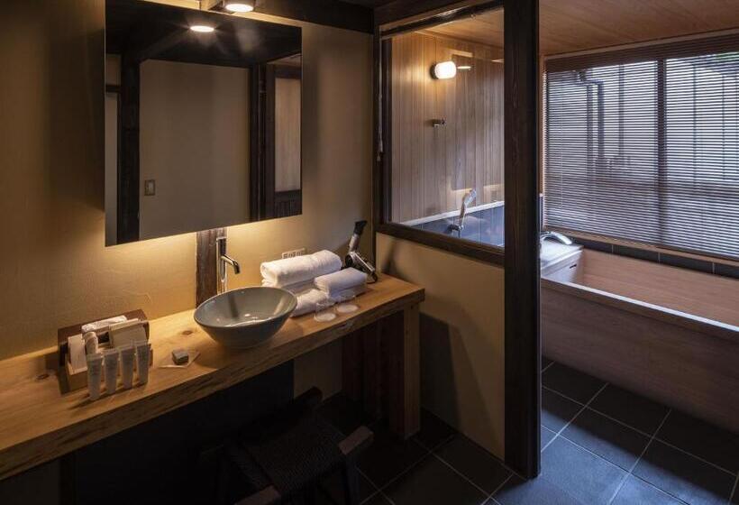 Номер Стандарт, Nipponia Hotel Ozu Castle Town