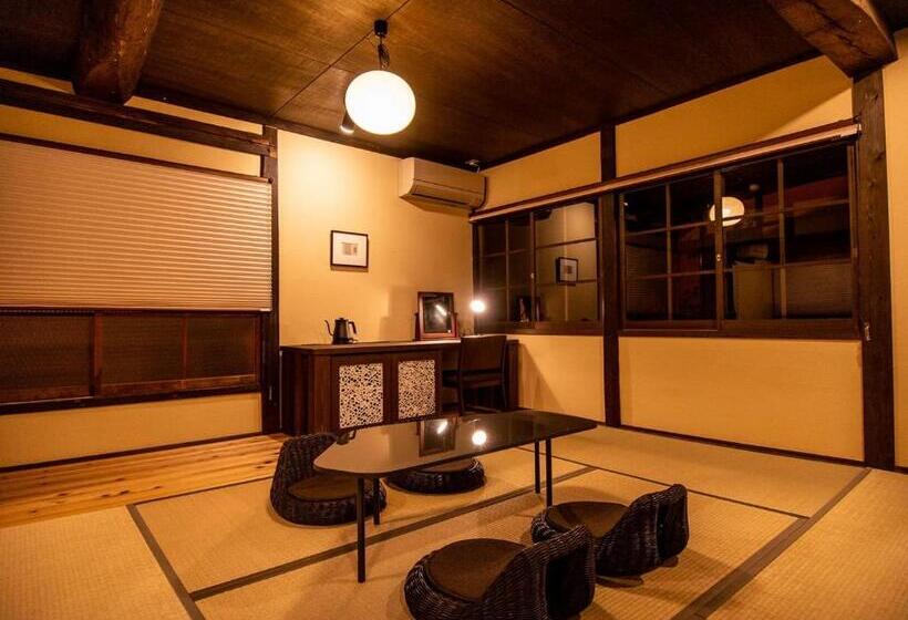 Номер Стандарт, Nipponia Hotel Ozu Castle Town