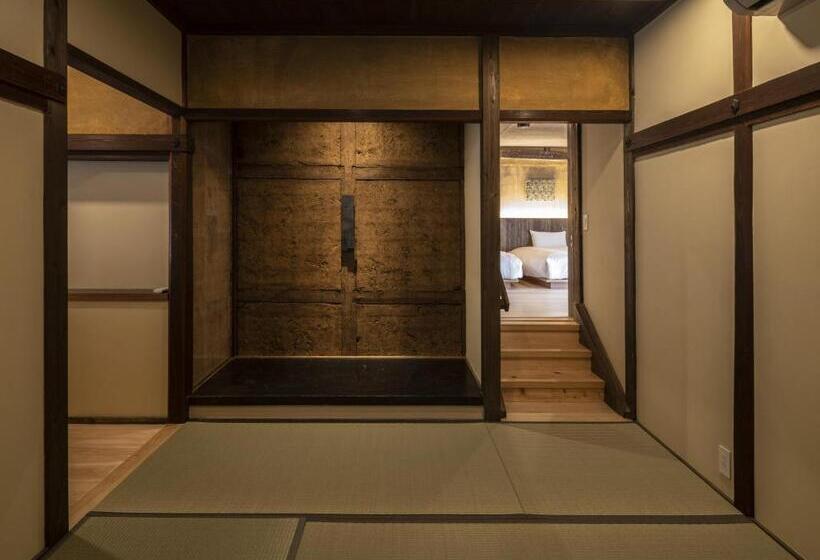 Люкс с Террасой, Nipponia Hotel Ozu Castle Town